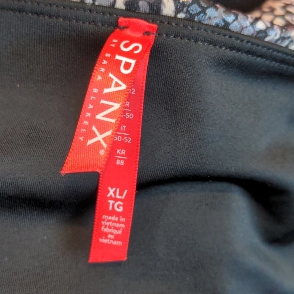 Spanx Faux Snakeskin High Waist Workout Leggings size XL